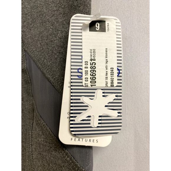 SPLENDID NWT Activewear Yoga Striped Cross Panel Capri Leggings Size XS - Picture 6 of 9